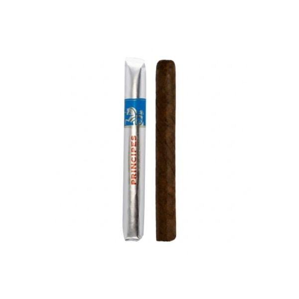 Principes claro Cigar and its packaging on a white background
